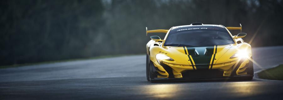  McLaren P1 GTR 2015 года  (фото 10 из 17)